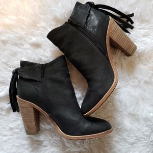 HP ** Vince Camuto Linford Bootie